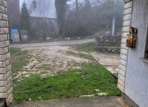 SARŠONI, VIŠKOVO - családi ház