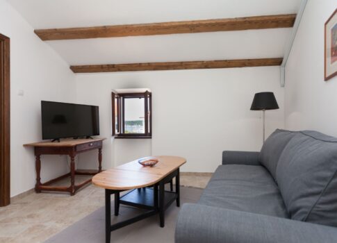 ISZTRIA, ROVINJ - 1BR+LR bútorozott lakás exkluzív helyen