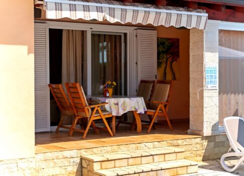 ISZTRIA, POREČ - Ház úszómedencével