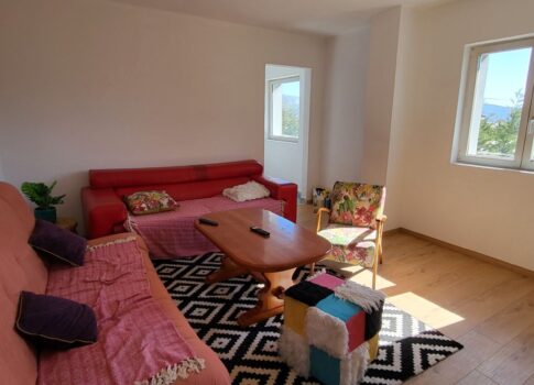 RIJEKA, DRAŽICE, családi ház 4 hálószobával és nagy kerttel