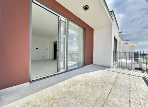 ISZTRIA, UMAG - Kiváló 1 hálószoba + fürdőszoba a földszinten egy új épületben