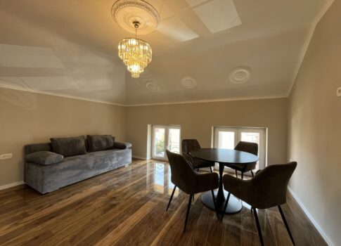 OPATIJA, KÖZPONT - Teljesen felújított apartman tengerre néző kilátással