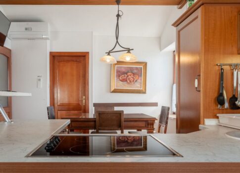 ISZTRIA, ROVINJ - 2BR+LR Luxus és bútorozott apartman, első sor a tenger felé