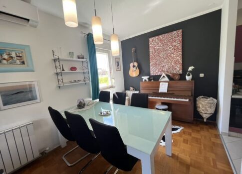 RIJEKA, SRDOČI - 2BR + LR nagy loggiával