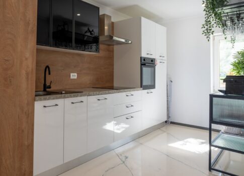 ISZTRIA, POREČ - Újonnan átalakított kőház medencével