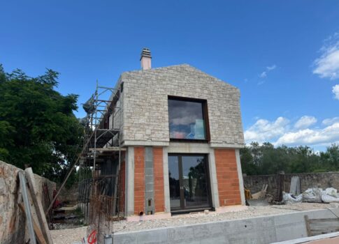 ISZTRIA, BALE - Modern berendezésű villa úszómedencével és szaunával