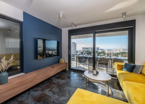 PAG SZIGET, NOVALJA - Villa 5 hálószobával, úszómedencével és szaunával, 176,5 m2