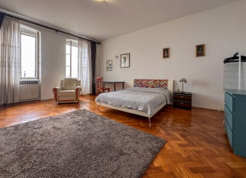 RIJEKA, KÖZPONT - elegáns, 4 hálószobás apartman 3 erkéllyel a városközpontban