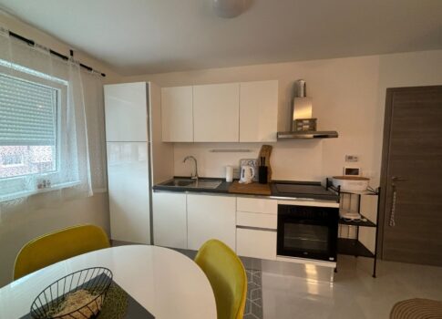 ISZTRIA, PEROJ Gyönyörű apartman a tenger közelében!