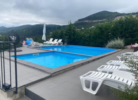 OPATIJA, VEPRINAC - 4 hálószobás + nappalis apartman, 136 m2, medencével és tengerre néző kilátással! LEHETŐSÉG!