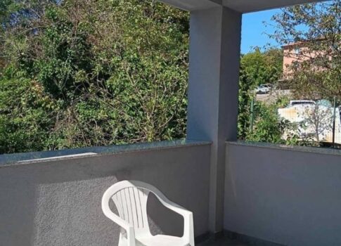 RIJEKA, VIŠKOVO - családi ház két különálló apartmannal és nagy kerttel! LEHETŐSÉG!