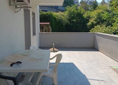 RIJEKA, VIŠKOVO - családi ház két különálló apartmannal és nagy kerttel! LEHETŐSÉG!