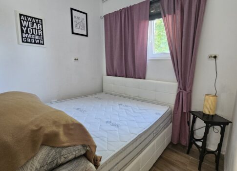 OPATIJA, IKA - 2 apartmanos ház emelete, saját medencével és kerttel