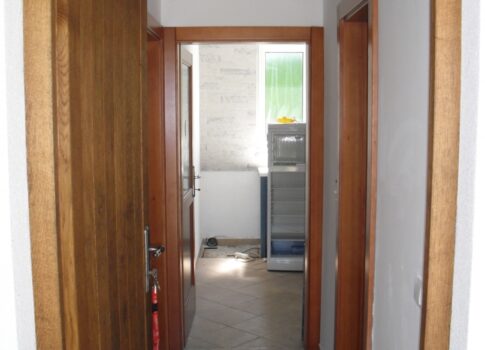 KRK SZIGET, SOLINE-ÖBÖL (KÖRNYÉKE) - Ház kerttel és garázzsal