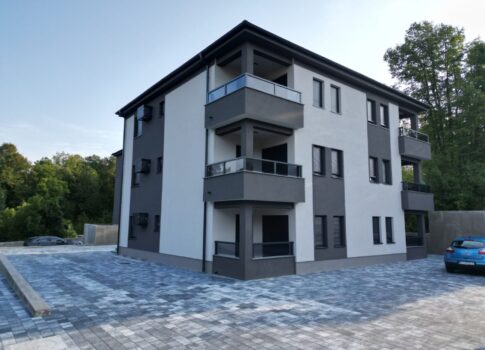 MATULJI, JUŠIĆI, JURDANI- lakás 2. emelet, 64,19m2 egy új épületben DB+2S kerttel