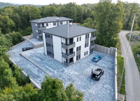 MATULJI, JUŠIĆI, JURDANI- lakás 2. emelet, 64,19m2 egy új épületben DB+2S kerttel