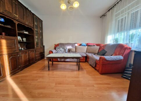 VIŠKOVO, MARINIĆI - 3 hálószoba + nappali 290 m2-es kerttel