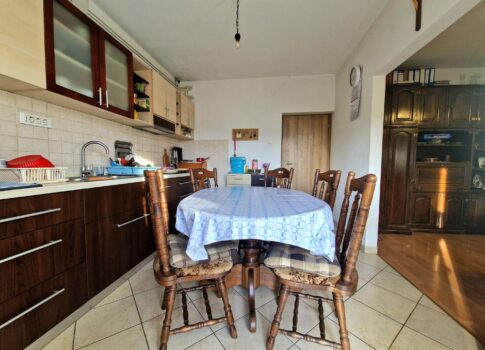 VIŠKOVO, MARINIĆI - 3 hálószoba + nappali 290 m2-es kerttel