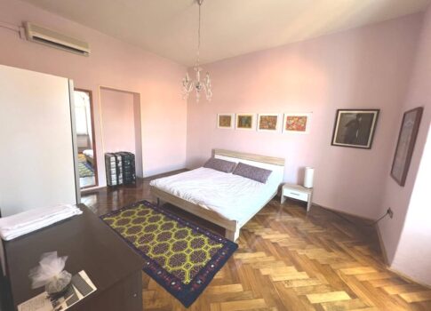 ISZTRIA, PULA - Lakás garázzsal a gyalogos övezetben 89 m2