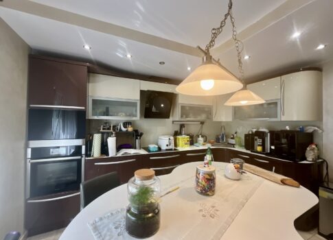 RIJEKA, G. ZAMET - Duplex apartman 4 hálószobával és panorámás kilátással