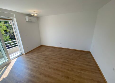 RIJEKA, VOJAK - 3 hálószobás + nappalis, erkélyes apartman, FRISSEN FELÚJÍTOTT! LEHETŐSÉG!