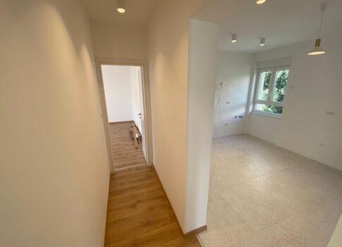 RIJEKA, VOJAK - 3 hálószobás + nappalis, erkélyes apartman, FRISSEN FELÚJÍTOTT! LEHETŐSÉG!