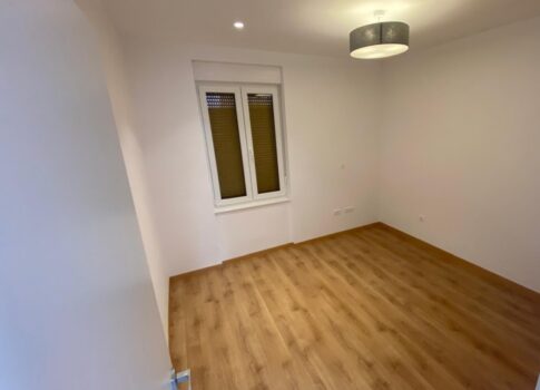 RIJEKA, VOJAK - 3 hálószobás + nappalis, erkélyes apartman, FRISSEN FELÚJÍTOTT! LEHETŐSÉG!