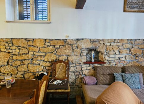 RIJEKA, KÖZPONT - 104 m2-es kétszintes apartman, udvarral és parkolóval