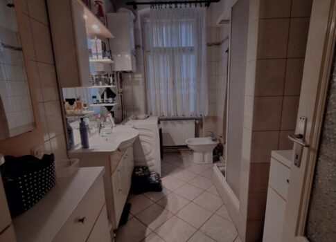 RIJEKA, BELVEDER - tágas úri lakás, tengerre néző kilátással