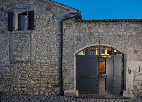 ISZTRIA, POREČ - Tervező kőház