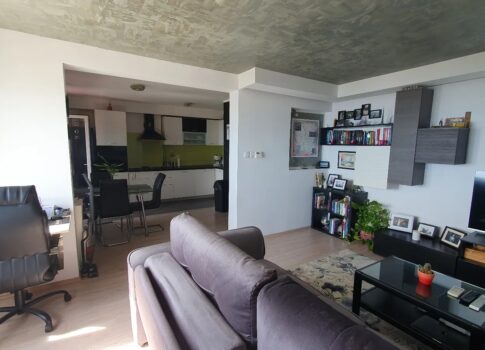 RIJEKA, TURNIĆ – Napos apartman panorámás kilátással a tengerre