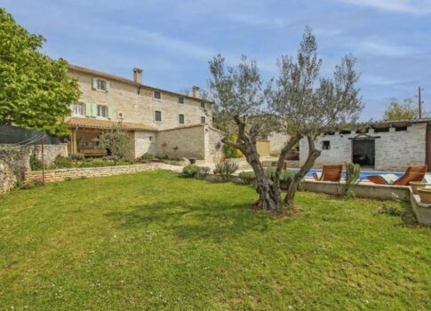 ISZTRIA, SVETVINČENAT - Kőszépség a természet szívében!