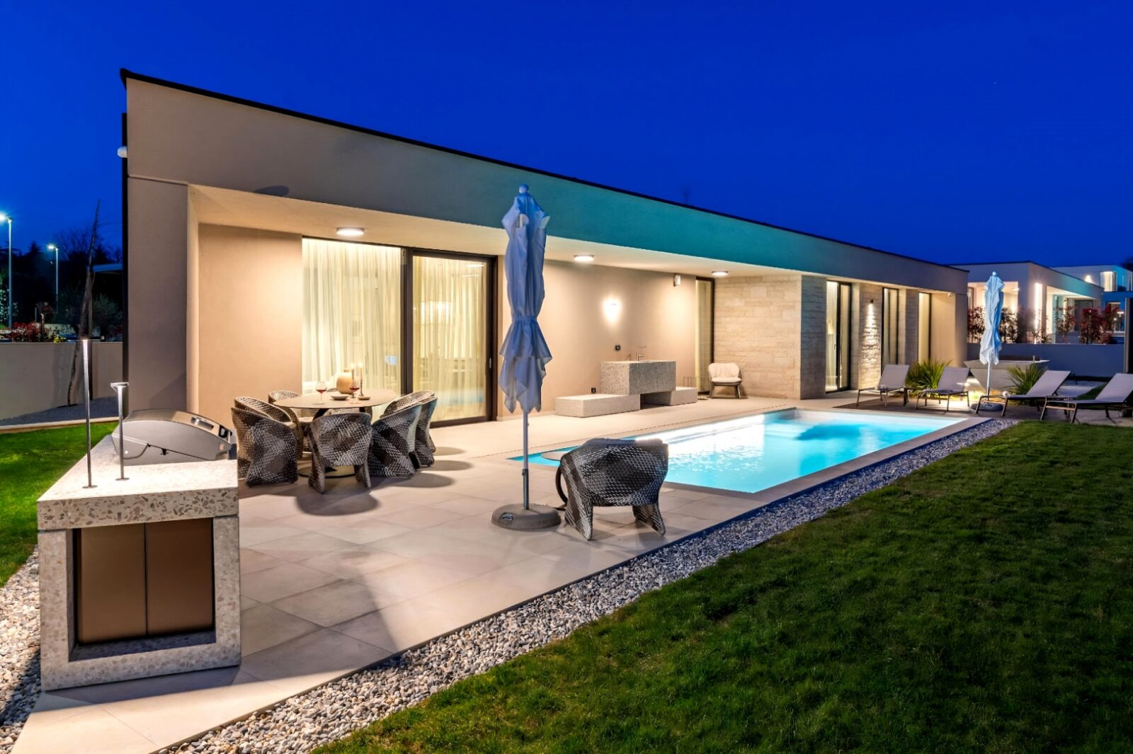 ISZTRIA, POREČ - Luxusvilla a falu szélén