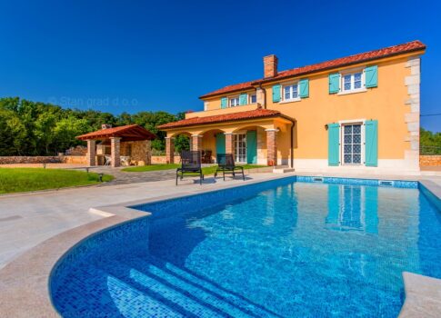 Dobrinj, környéke, új, rusztikus villa medencével, csendes helyen