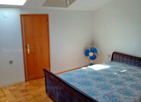 Duplex apartman Novi Vinodolski központjában, 250 m -re a tengertől!