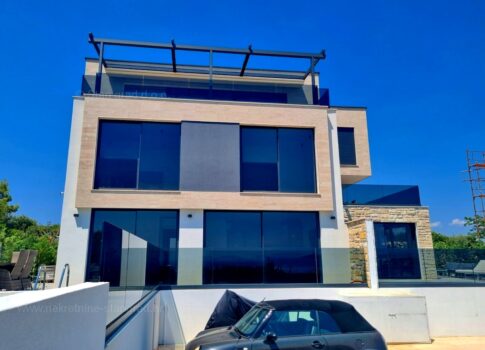 Krk, vonzó penthouse gyönyörű kilátással a tengerre, ELADÓ!!