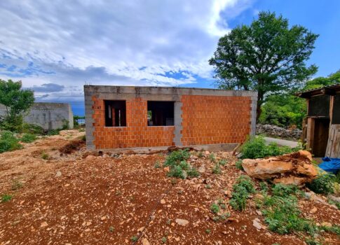 Soline öböl, két lakásos, tengerre néző ház eladó!