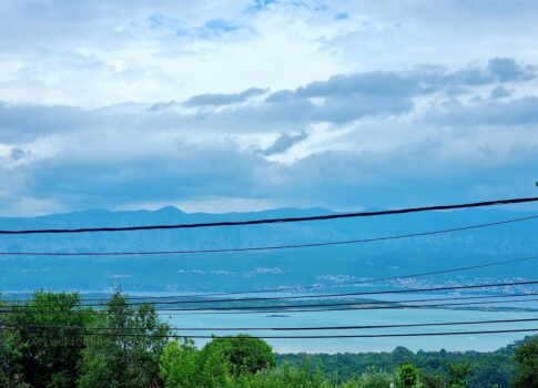 Soline öböl, két lakásos, tengerre néző ház eladó!