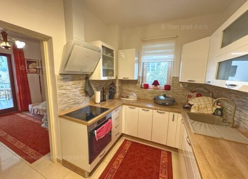 Malinska, bútorozott ház 5 apartmannal a tenger közvetlen közelében!