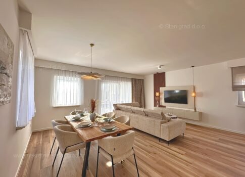 Dobrinj, környéke, úszómedencés luxusház csendes helyen!