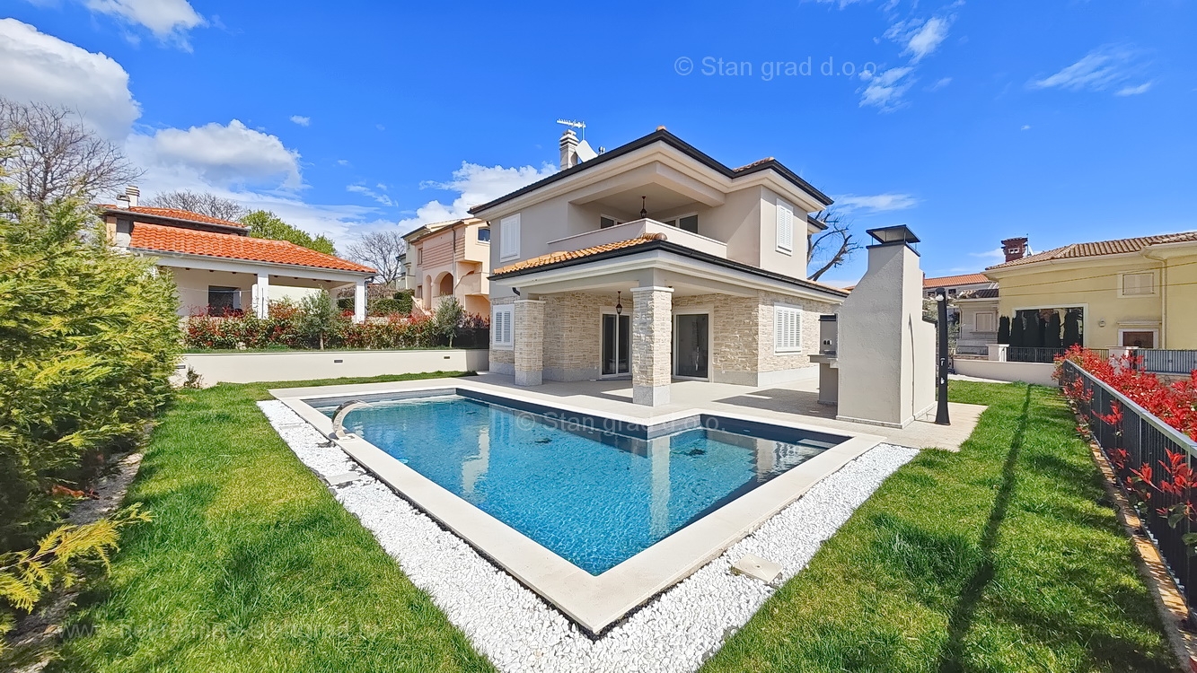 Vrbnik, környezet, luxus tengerparti villa medencével csendes helyen!