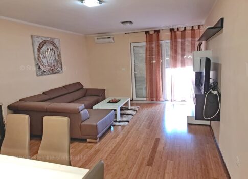 Crikvenica, tágas lakás kilátással és garázzsal!