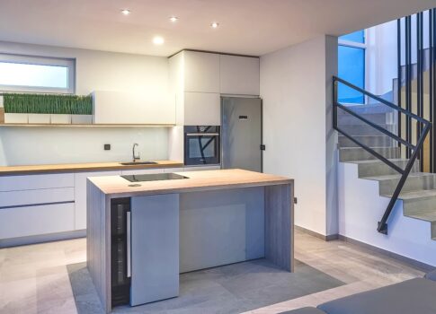 Krk, környéke, luxus villa medencével, panorámás kilátással!