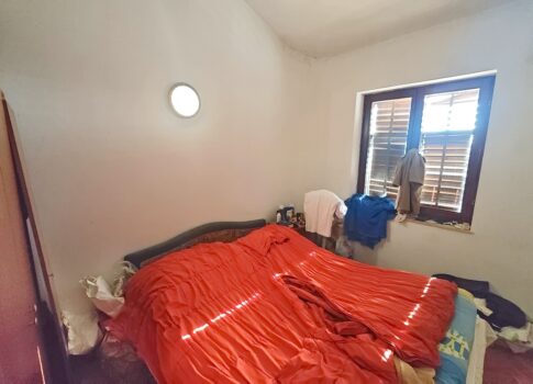 Krk, 2. emeleti apartman tengerre néző!