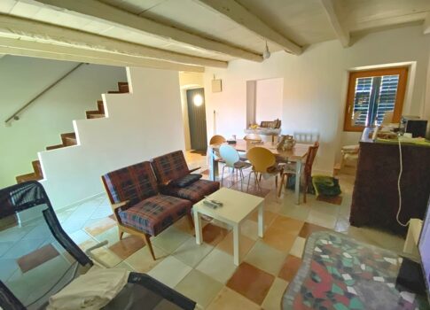 Malinska, autentikus ház udvarral, csendes helyen!