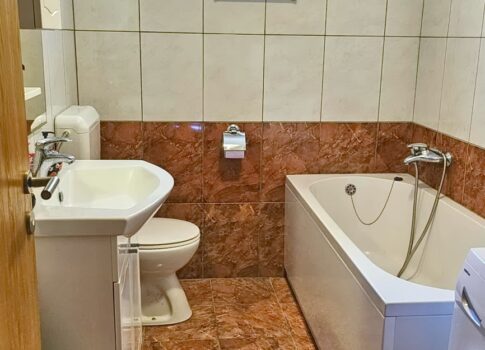 Soline-öböl, kertes családi ház a tenger közelében!