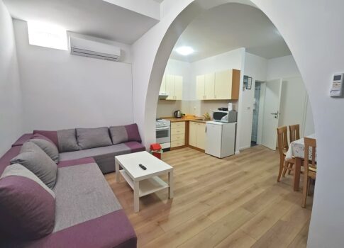 Malinska, bútorozott egyszobás apartman nagyszerű helyen!