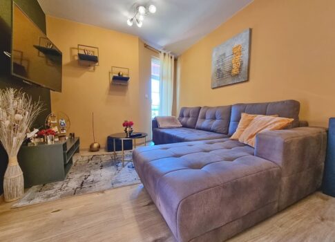 Malinska, bútorozott kétszobás apartman nagyszerű helyen!