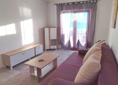 Crikvenica, stúdiólakás terasszal és tágas kerttel!