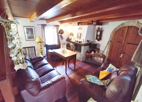 Dobrinj, érdekes sorház nagyon jó helyen!